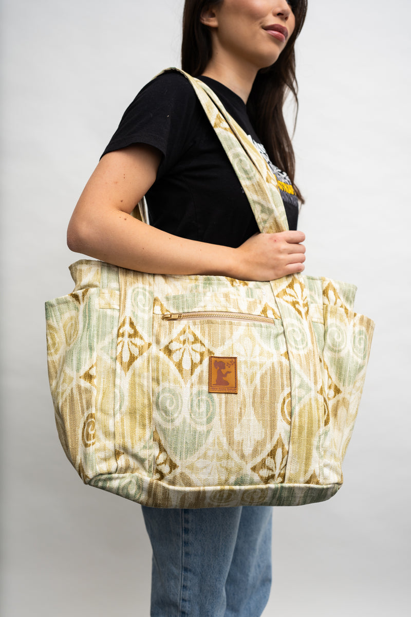 printed travel duffel bag tote